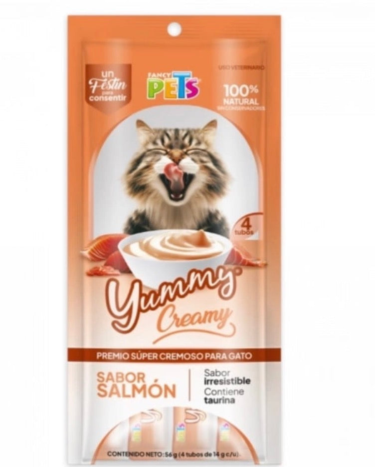 Premio cremoso para gato
