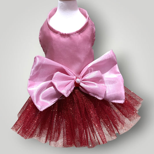 Vestido rosa con tutu rojo