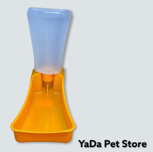 Bebedero portátil de plástico