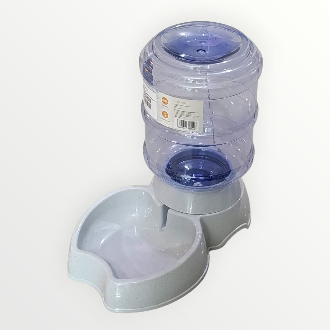 Contenedor de alimento y agua