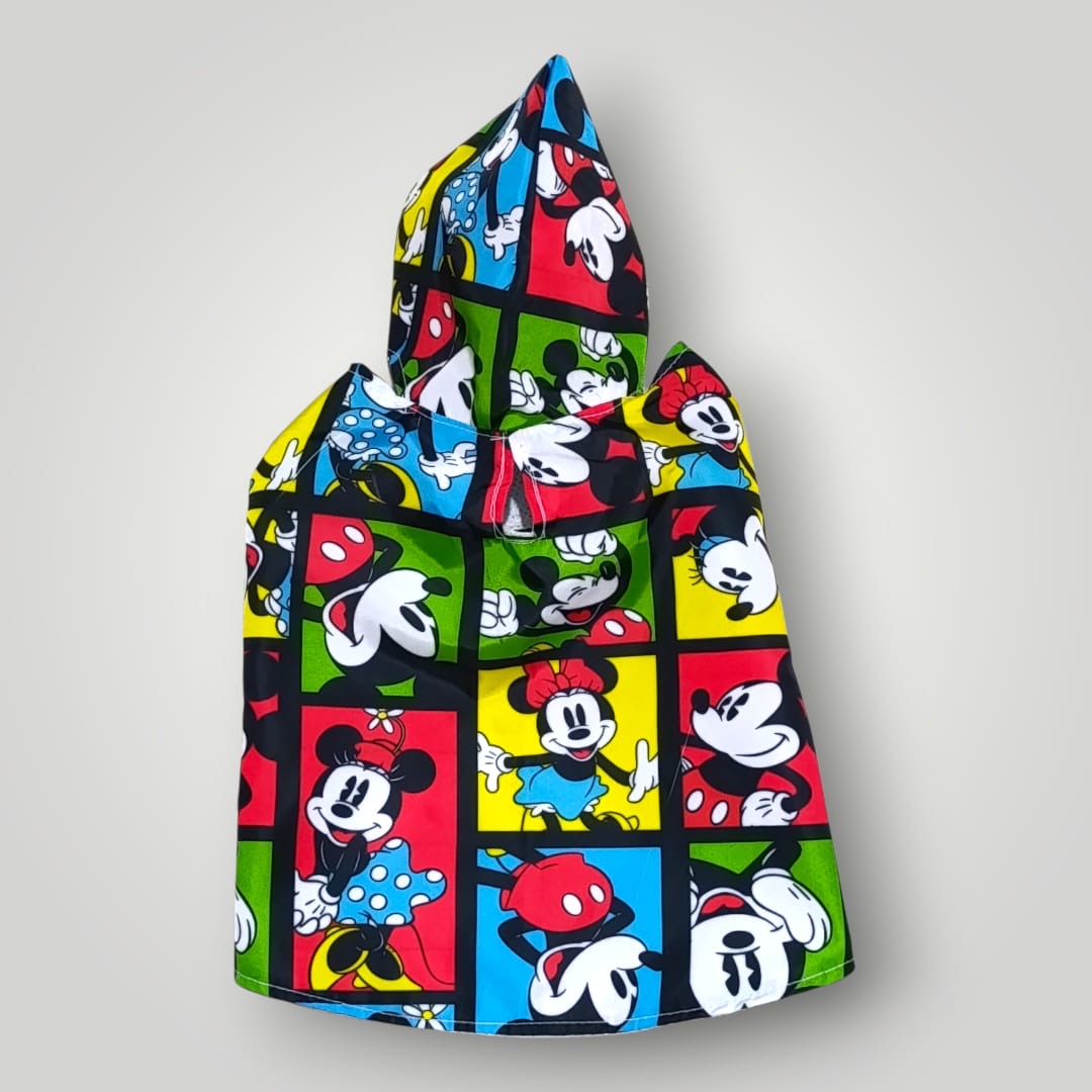 Impermeable con estampado