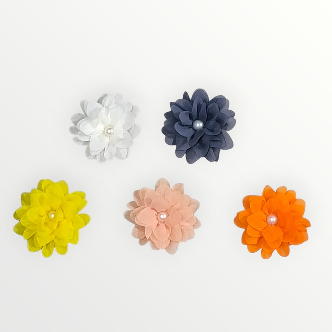 Flor para collar con perlas