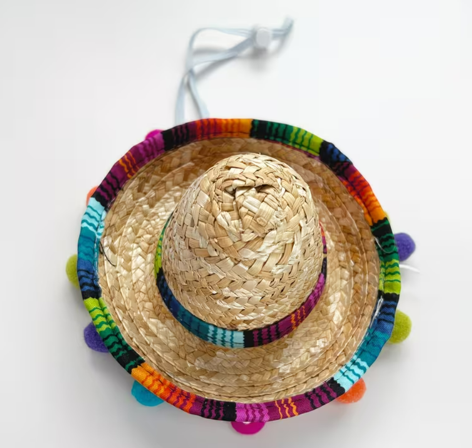 Sombrero mexicano con motitas